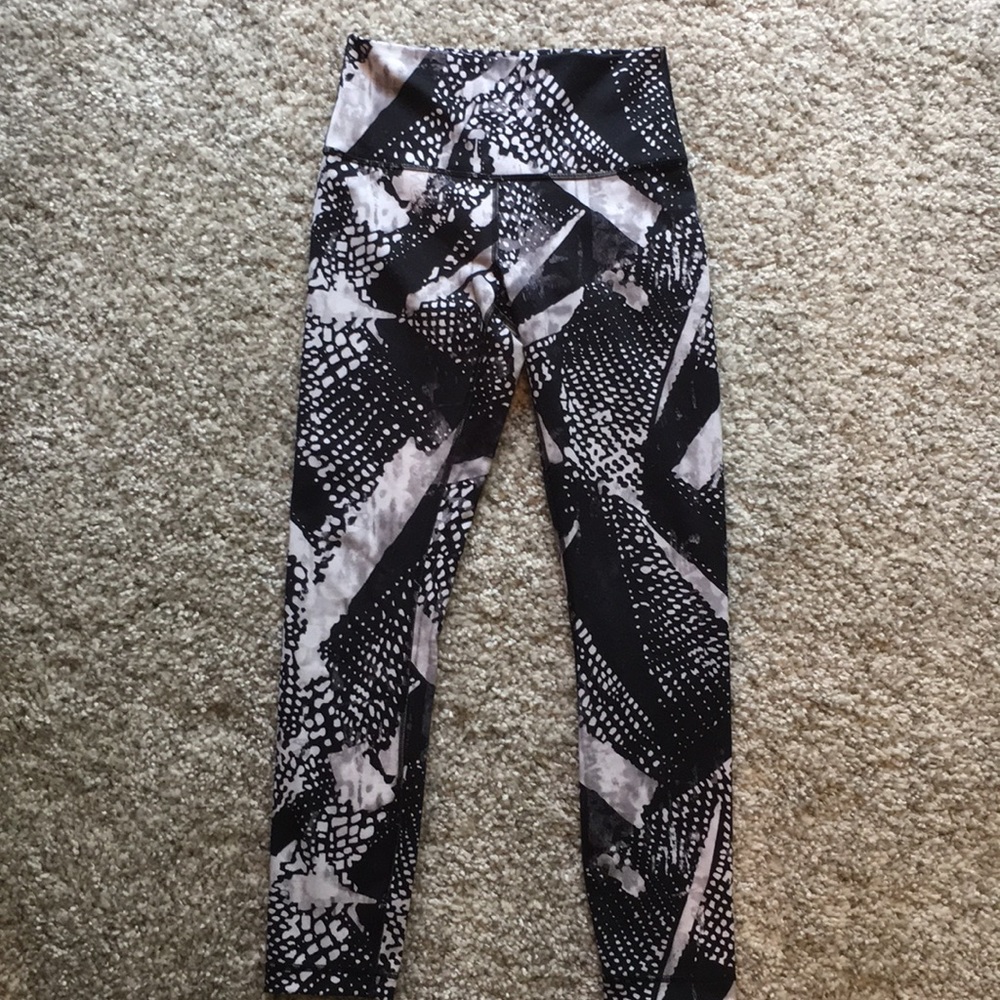 Lululemon fleece lined running pant